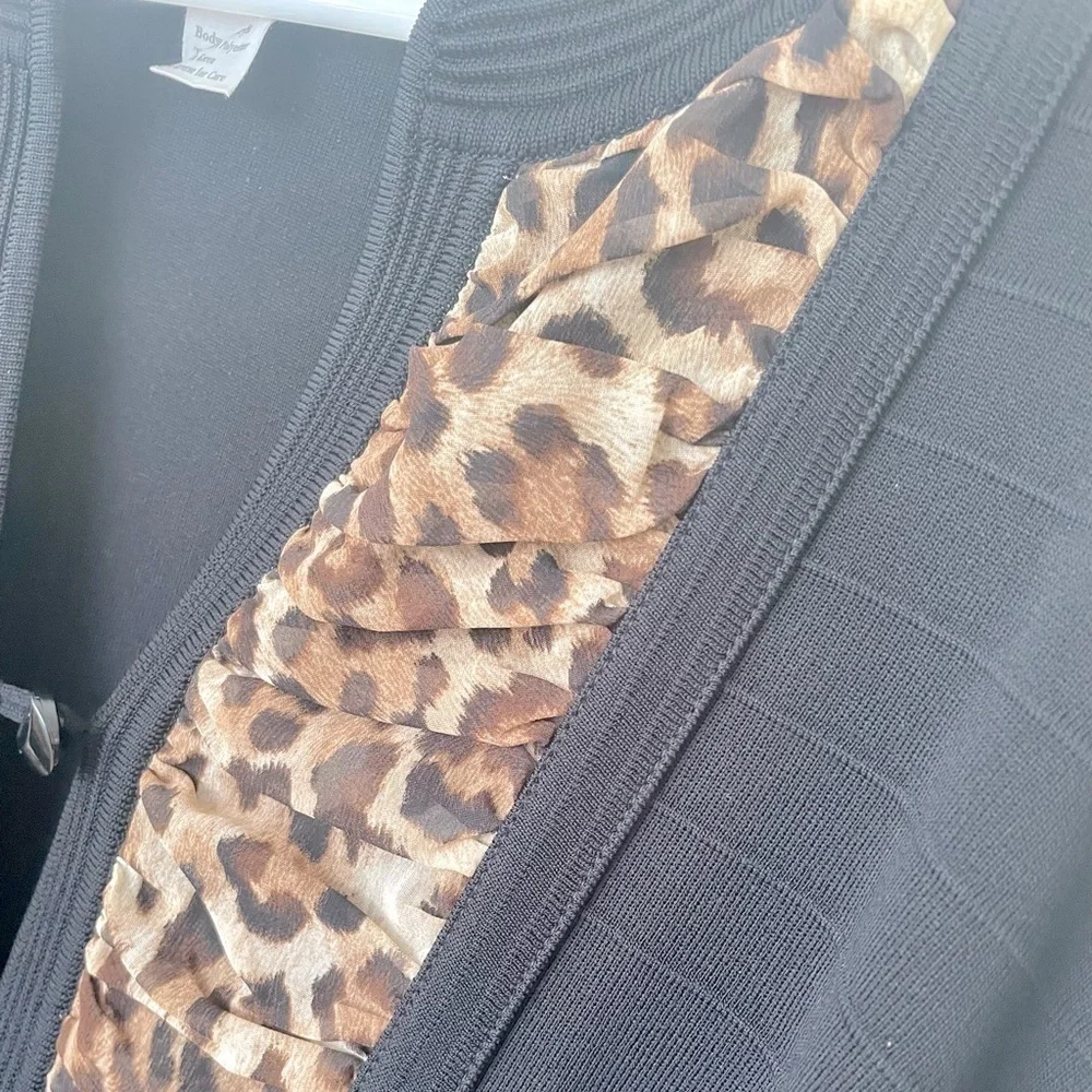 𝅺MISOOK Cardigan - Picture 7 of 7